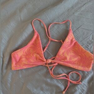 Skatie Swim Sarah top